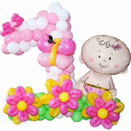 композиция из шаров плетёная цифра 1 с фигурой малышка