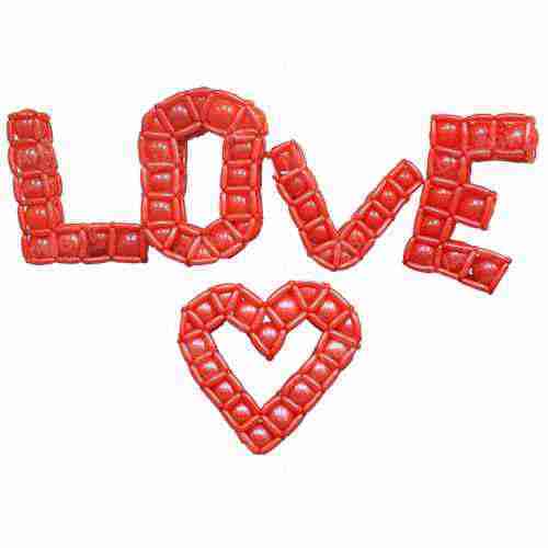 композиция из шаров Буквы «Лав»