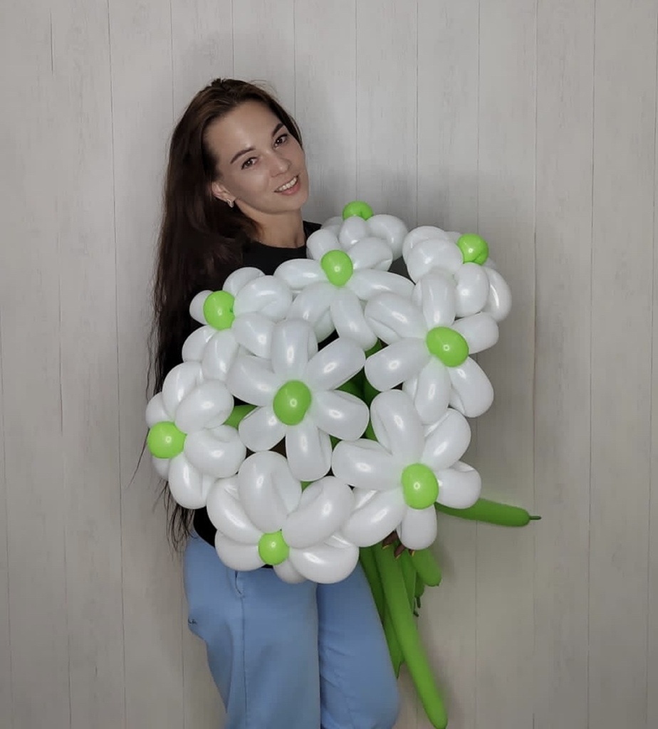 Букет из 9 белых ромашек